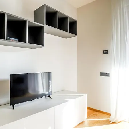 Lägenhet Italianway Comfort - Lazzaro Papi 14 B Milano
